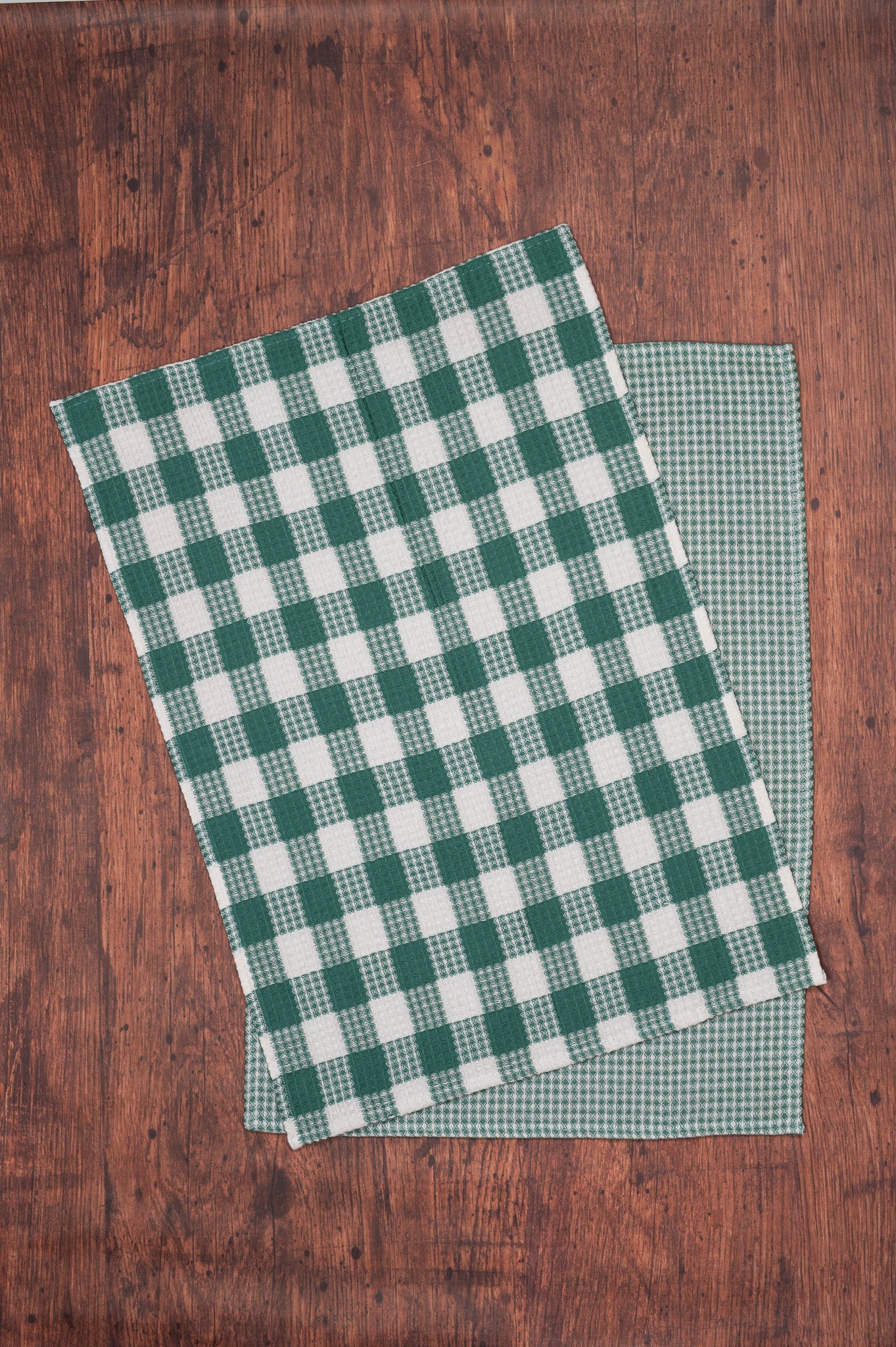 Prairie Essentials Honeycomb Tea Towel in Green Plaid, Set of 2