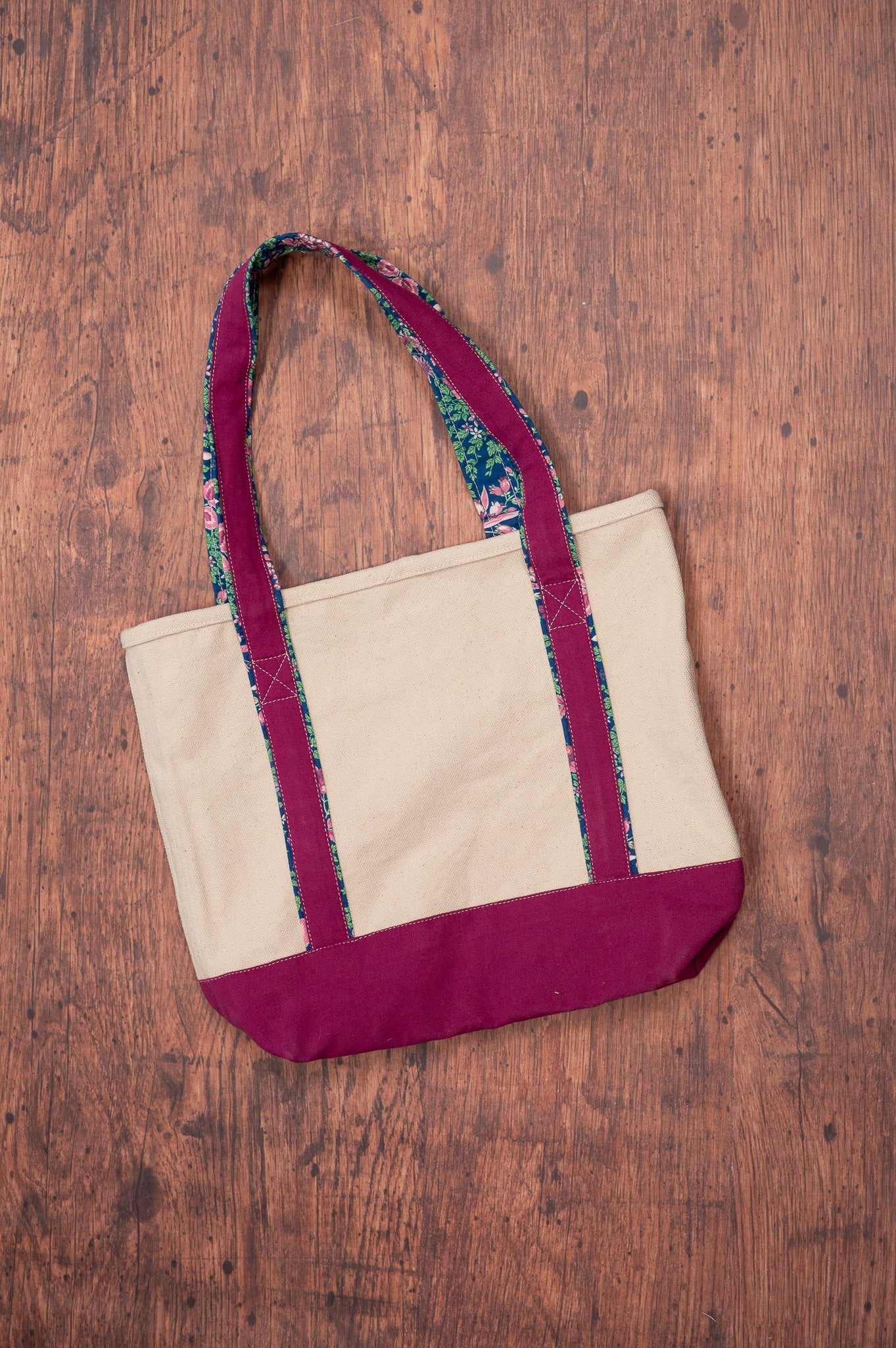 Prairie Essentials Tote Bag in Berry